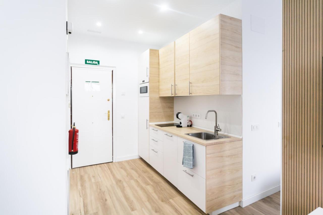 Confortable Y Practico Piso Reformado En Salamanca Apartment Madrid Bagian luar foto